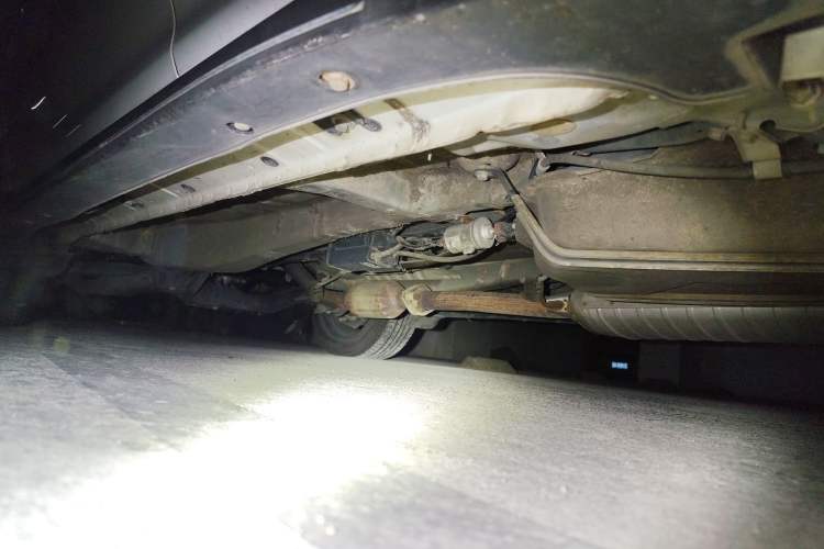 Used BYD S7 2015 2.0T Upgraded Automatic Luxury Version Chassis Rear Left