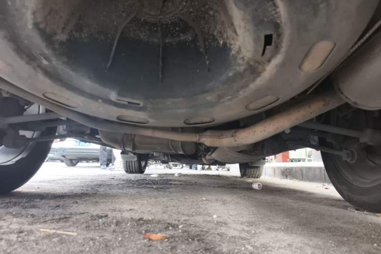 Used BYD S7 2015 2.0T Upgraded Automatic Flagship Version Chassis Rear