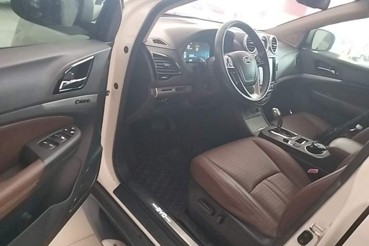 Used BYD S7 2015 2.0T Upgraded Automatic Flagship Version Driver Seat