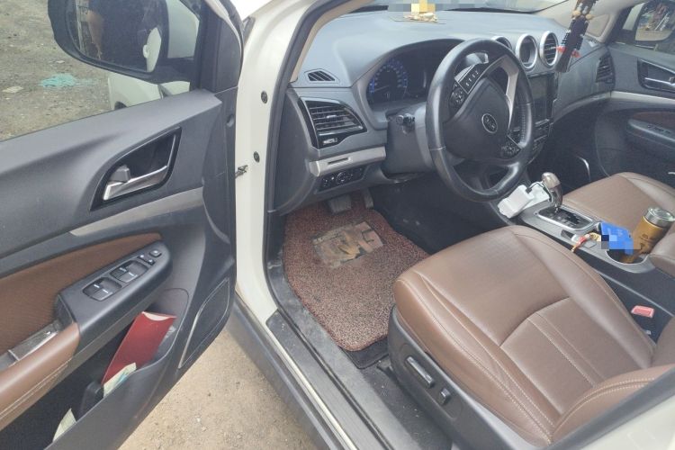 Used BYD S7 2015 2.0T Upgraded Automatic Luxury Version Driver Seat