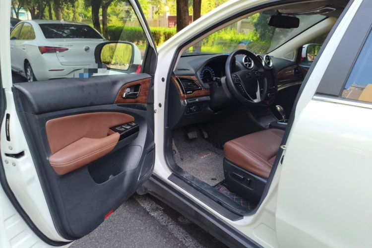 Used BYD S7 2015 2.0T Automatic Prestige Model Driver Seat