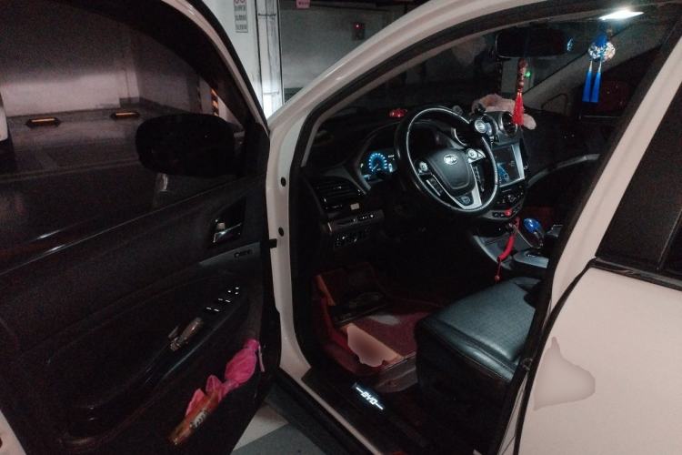 Used BYD S7 2015 2.0T Automatic Flagship Edition Driver Seat