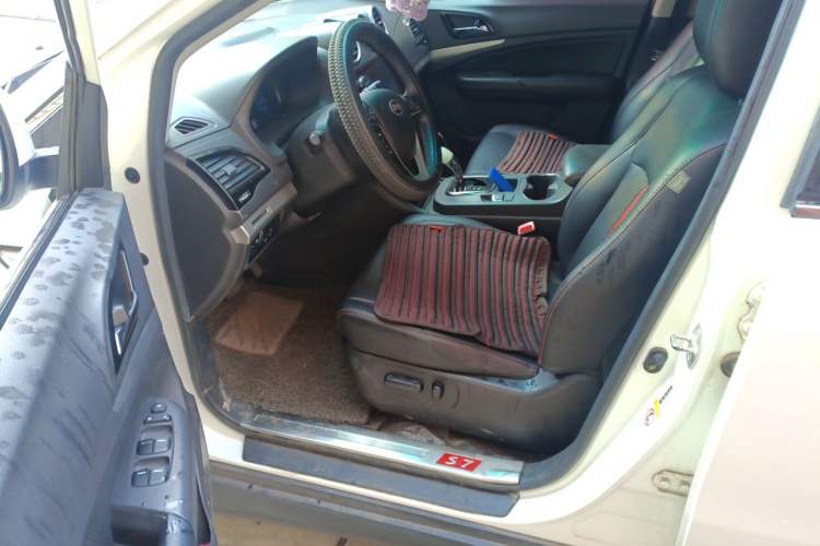Used BYD S7 2015 2.0T Automatic Prestige Model Driver Seat