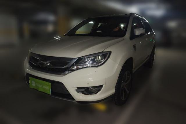 Używany BYD S7 2015 2.0T Automatic Prestige Model