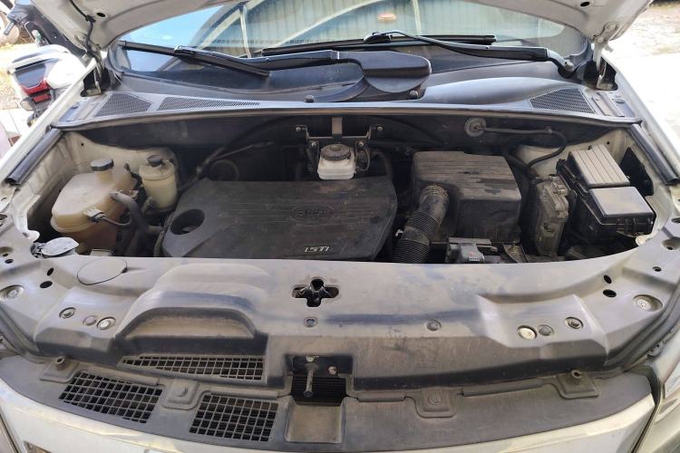 Used BYD S7 2015 1.5T Manual Luxury Model Engine Bay