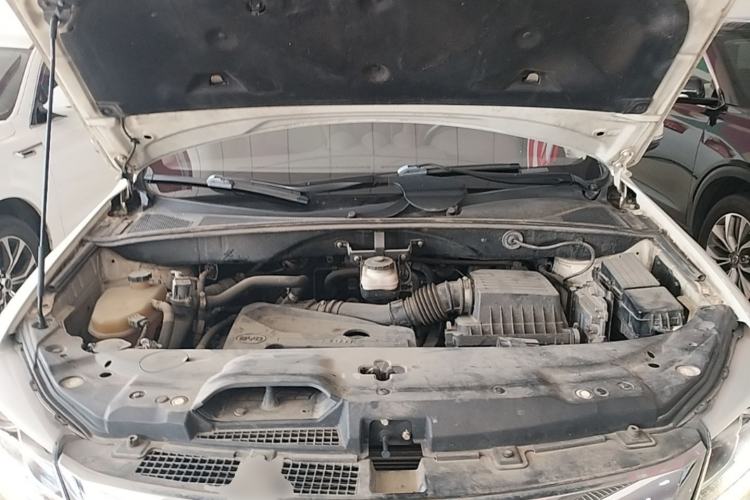 Used BYD S7 2015 2.0T Upgraded Automatic Flagship Version Engine Bay