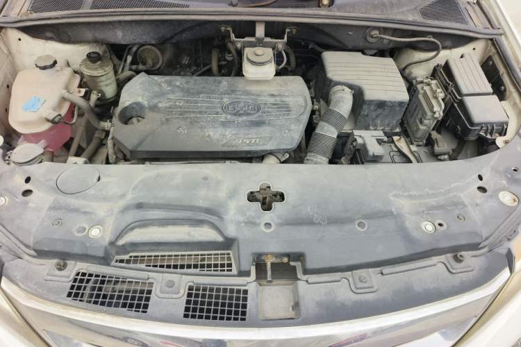 Used BYD S7 2015 1.5T Manual Luxury Model Engine Bay