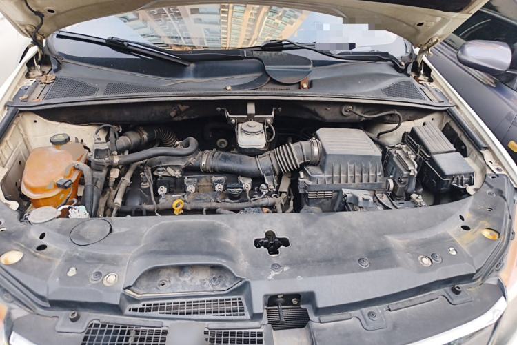 Used BYD S7 2015 2.0T Upgraded Automatic Luxury Version Engine Bay
