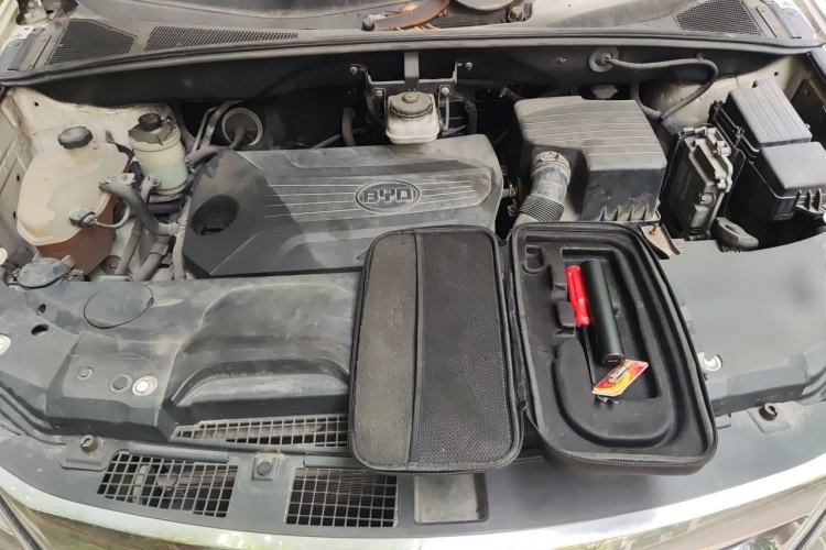 Used BYD S7 2015 1.5T Upgraded Manual Luxury Model Engine Bay