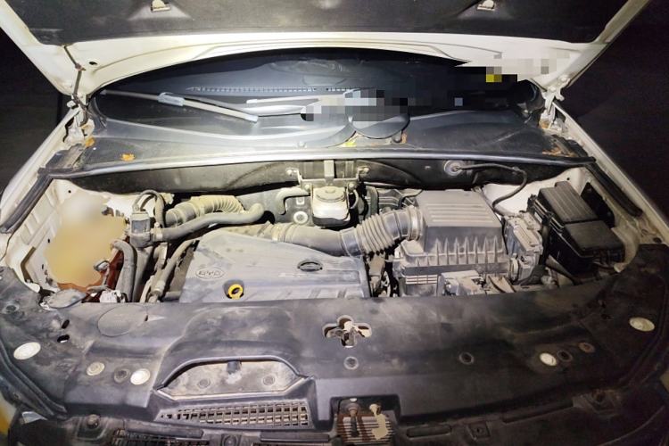 Used BYD S7 2015 2.0T Upgraded Automatic Luxury Version Engine Bay