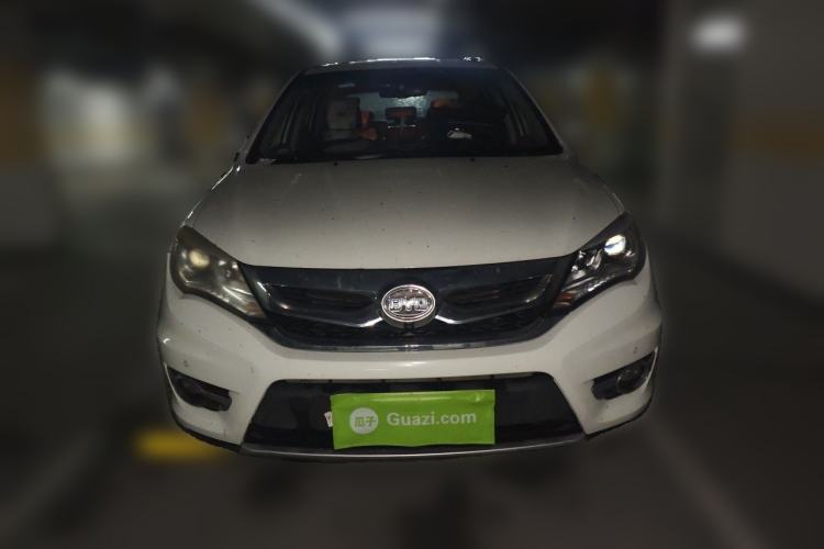 Used BYD S7 2015 2.0T Automatic Prestige Model Exterior 1