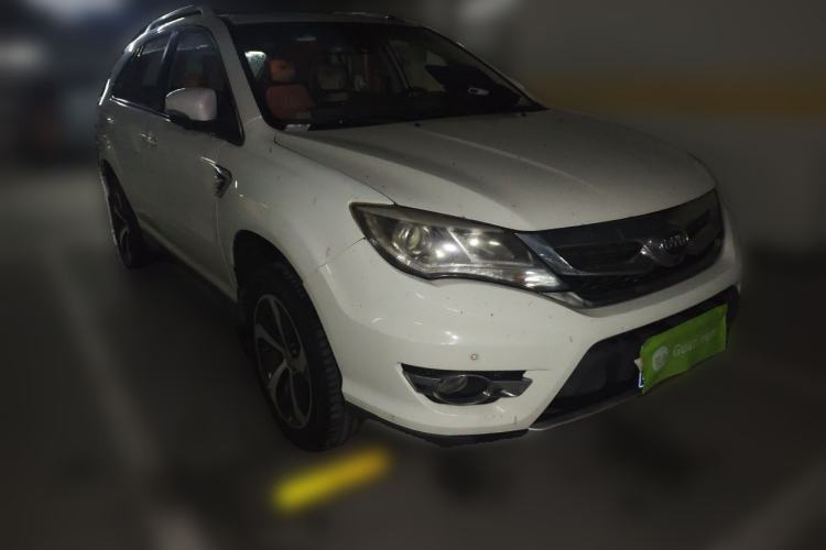 Used BYD S7 2015 2.0T Automatic Prestige Model Exterior 2