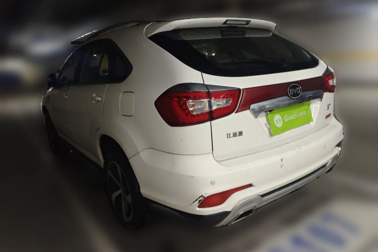 Used BYD S7 2015 2.0T Automatic Prestige Model Exterior 3