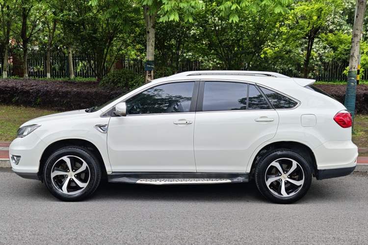 Used BYD S7 2015 2.0T Upgraded Automatic Flagship Version Exterior 3