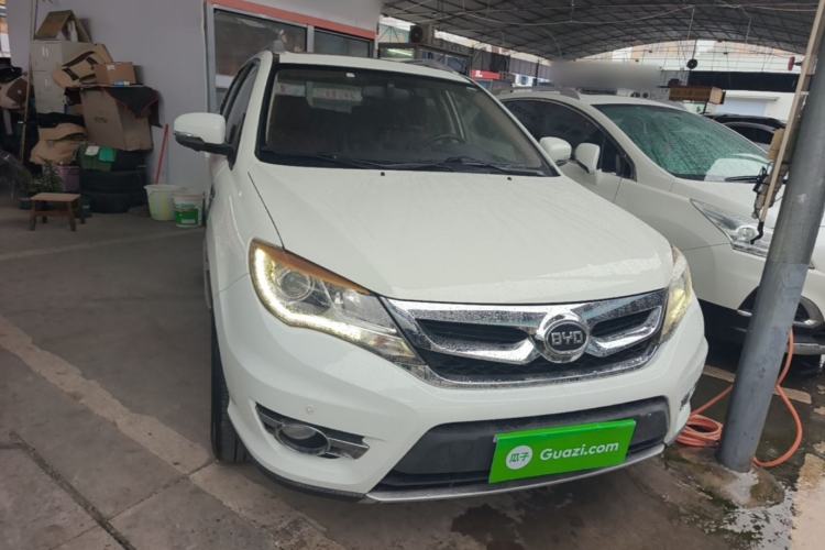 Used BYD S7 2015 2.0T Upgraded Automatic Luxury Version Front