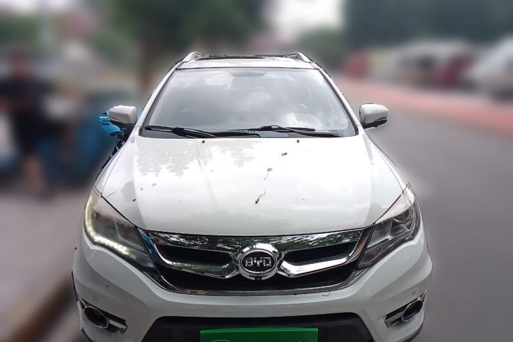 Used BYD S7 2015 2.0T Upgraded Automatic Luxury Version Front