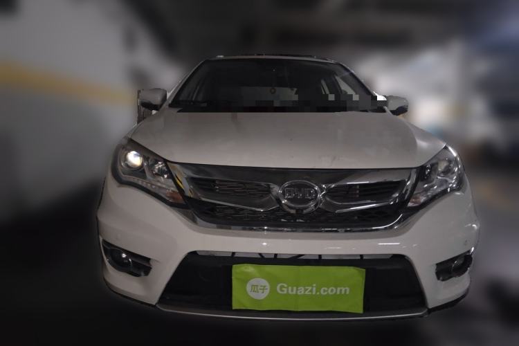 Used BYD S7 2015 2.0T Upgraded Automatic Flagship Version Front