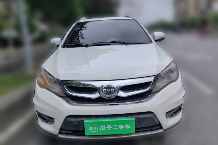 Used BYD S7 2015 2.0T Upgraded Automatic Luxury Version Front
