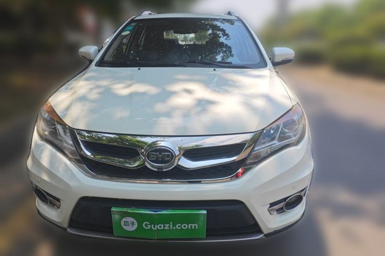 Used BYD S7 2015 2.0T Upgraded Automatic Flagship Version Front