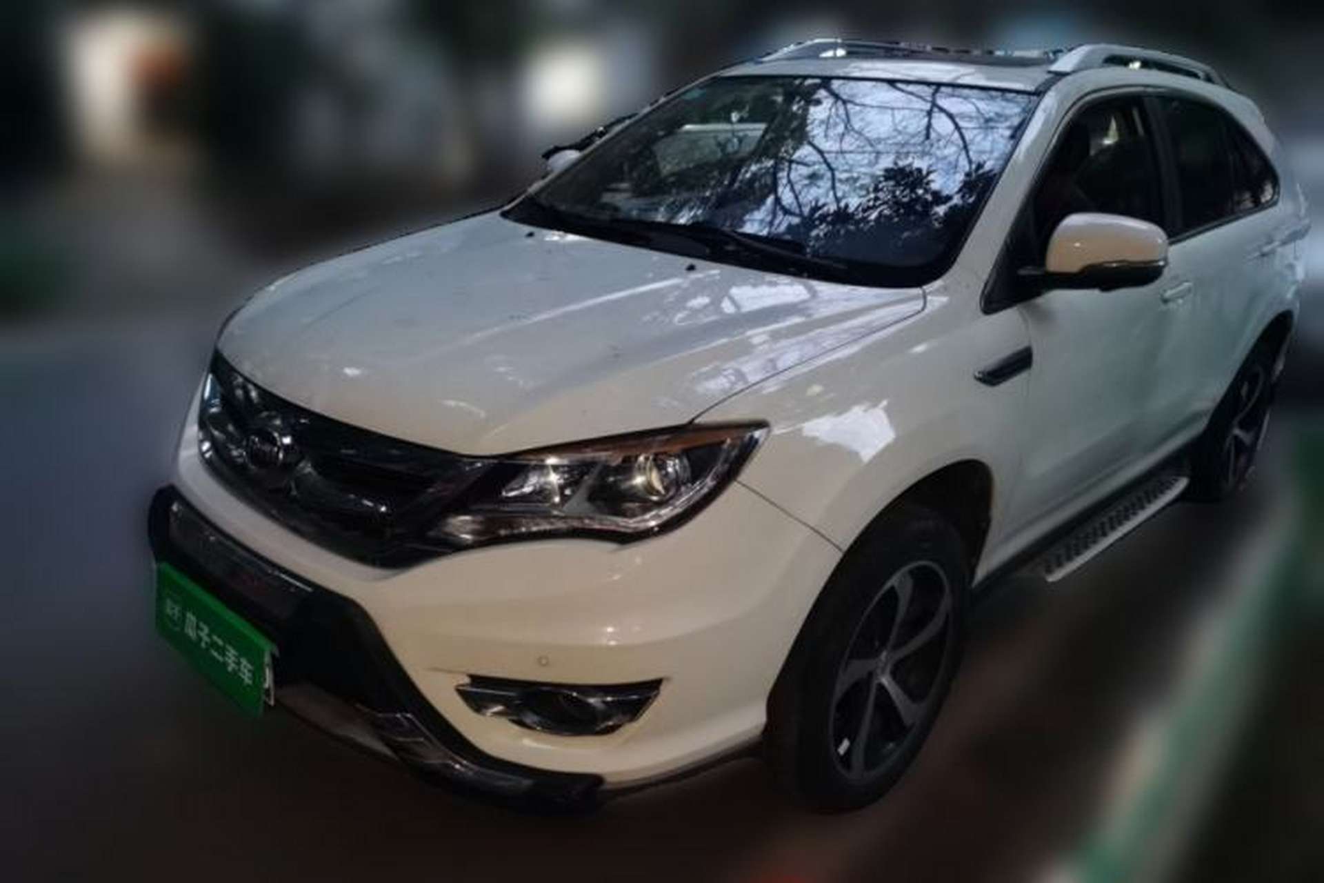Used BYD S7 2015 2.0T Upgraded Automatic Luxury Version Front Left 45 Deg