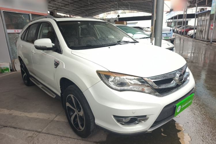 Used BYD S7 2015 2.0T Upgraded Automatic Luxury Version Front Right 45 Deg