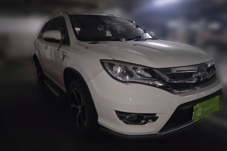 Used BYD S7 2015 2.0T Upgraded Automatic Flagship Version Front Right 45 Deg