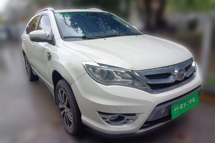 Used BYD S7 2015 2.0T Automatic Prestige Model Front Right 45 Deg