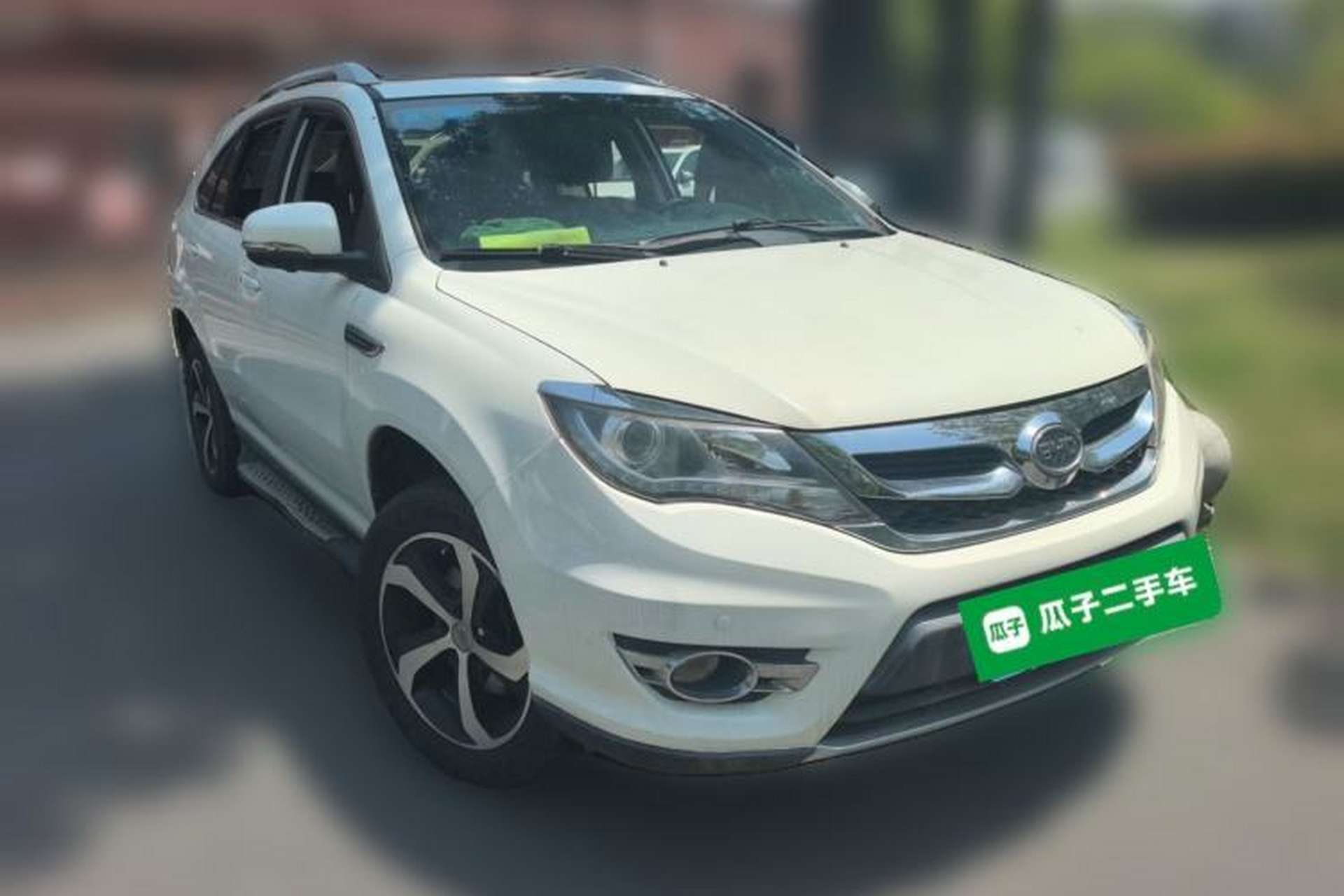 Used BYD S7 2015 2.0T Upgraded Automatic Luxury Version Front Right 45 Deg