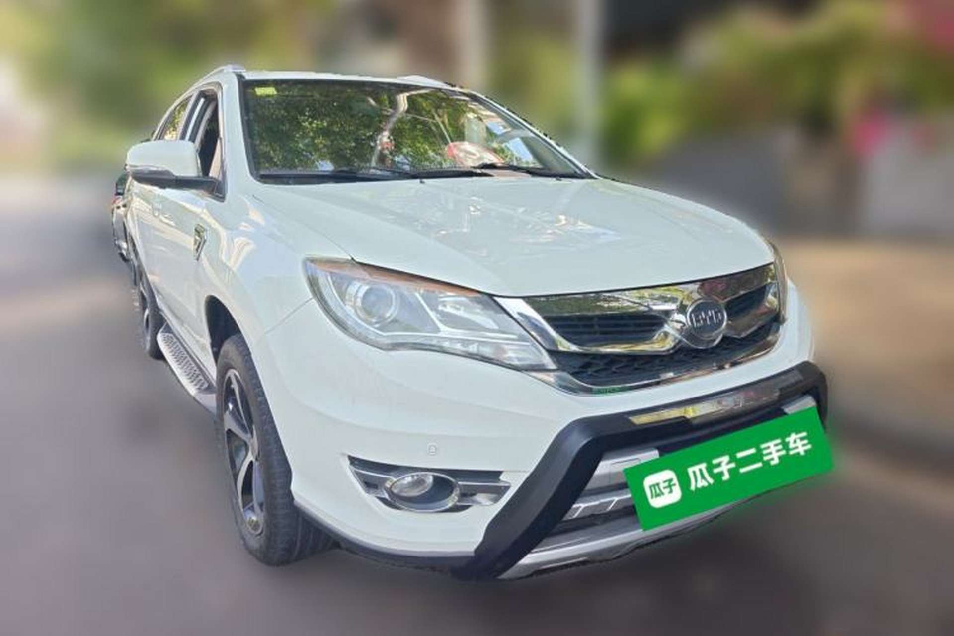 Used BYD S7 2015 2.0T Upgraded Automatic Flagship Version Front Right 45 Deg