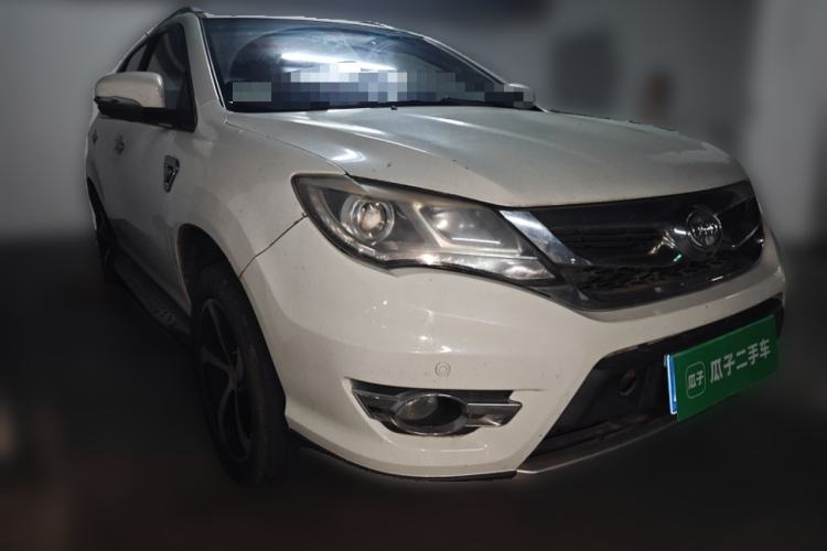 Used BYD S7 2015 2.0T Automatic Flagship Edition Front Right 45 Deg