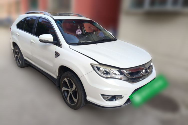 Used BYD S7 2015 2.0T Automatic Prestige Model Front Right 45 Deg