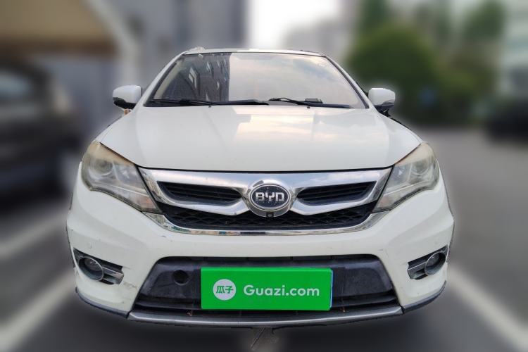 Used BYD S7 2015 2.0T Upgraded Automatic Luxury Version Front