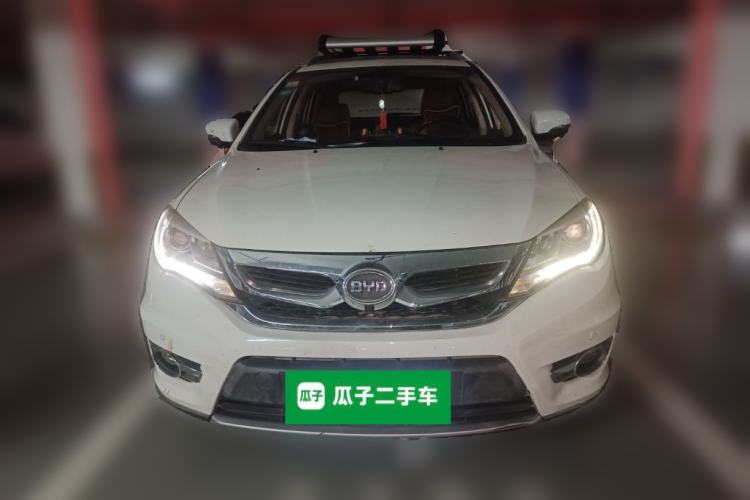 Used BYD S7 2015 2.0T Upgraded Automatic Luxury Version Front