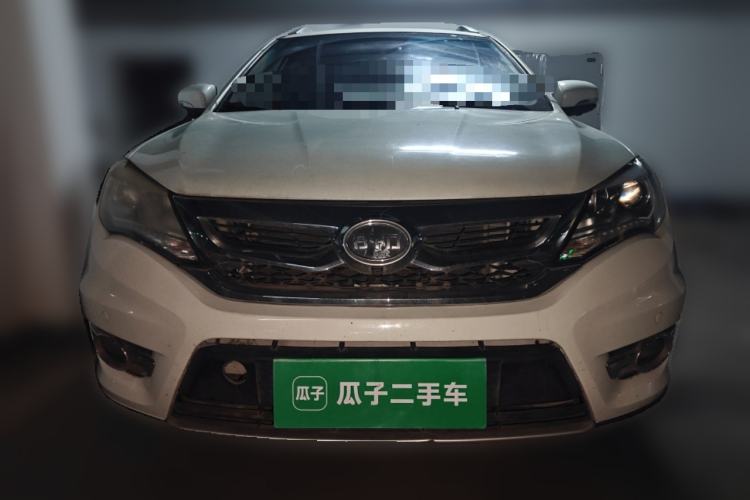 Used BYD S7 2015 2.0T Automatic Flagship Edition Front