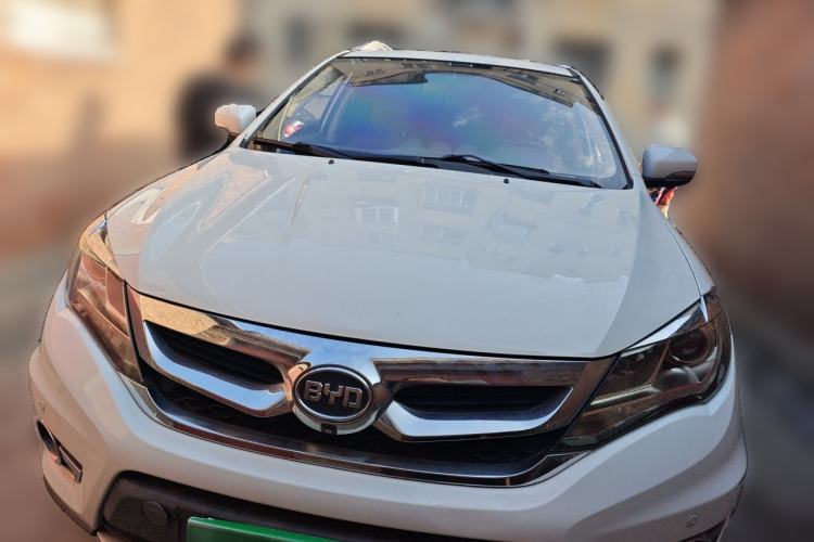 Used BYD S7 2015 2.0T Upgraded Automatic Luxury Version Front