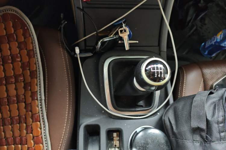 Used BYD S7 2015 1.5T Manual Luxury Model Gear Lever