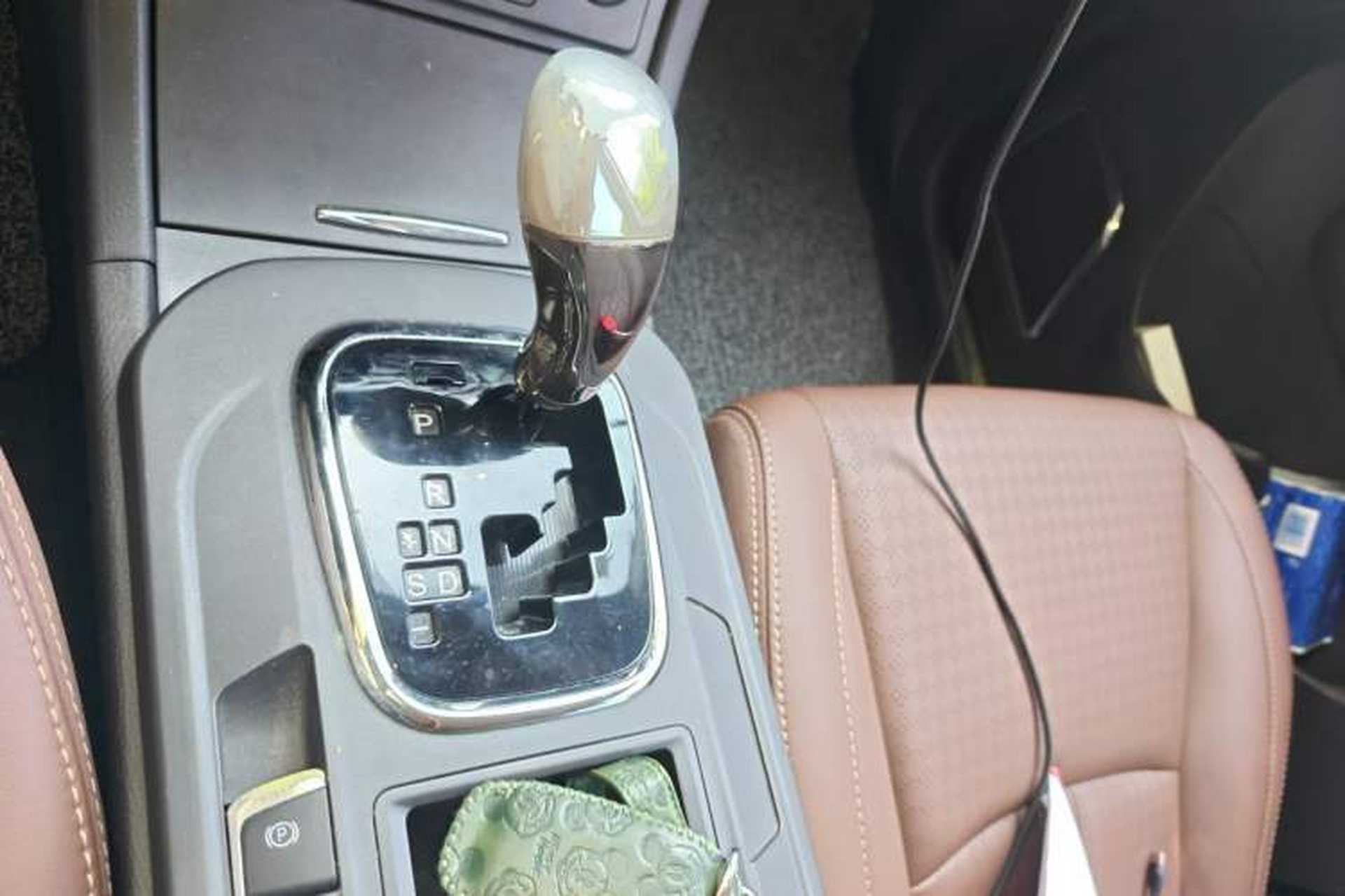 Used BYD S7 2015 2.0T Upgraded Automatic Flagship Version Gear Lever