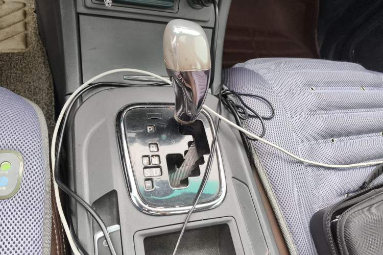 Used BYD S7 2015 2.0T Upgraded Automatic Luxury Version Gear Lever