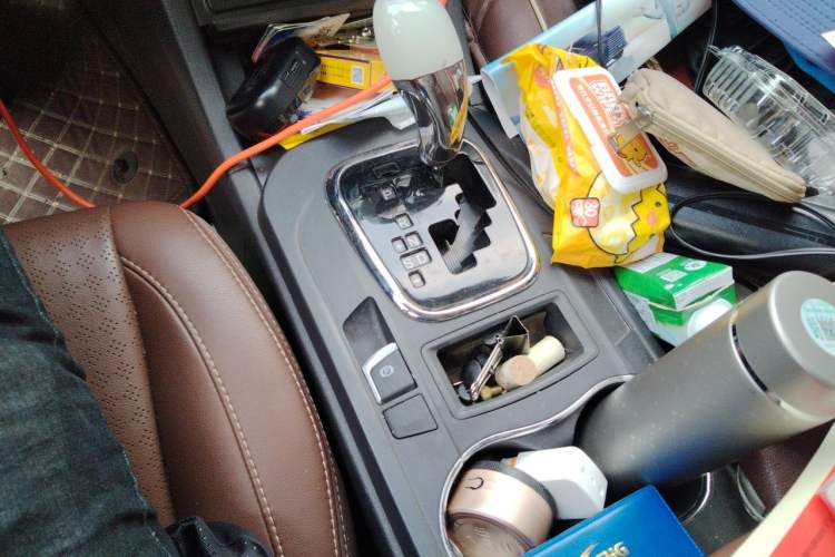 Used BYD S7 2015 2.0T Upgraded Automatic Luxury Version Gear Lever