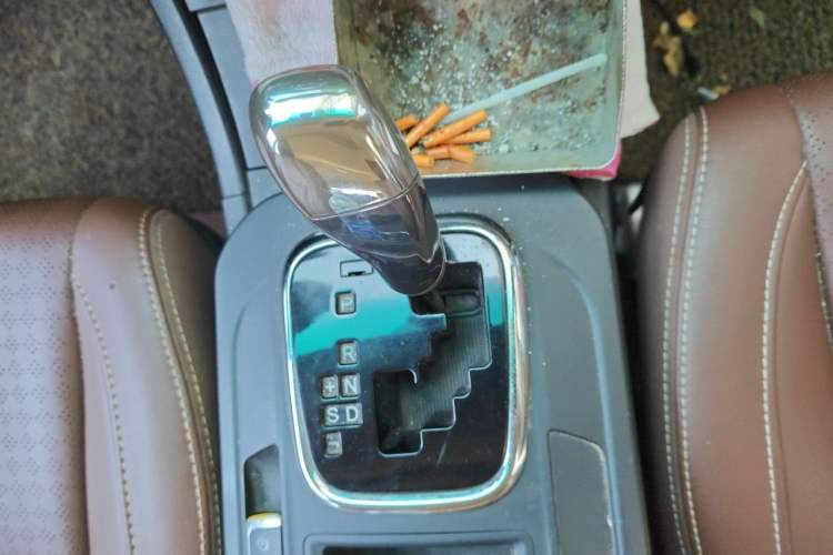 Used BYD S7 2015 2.0T Upgraded Automatic Flagship Version Gear Lever