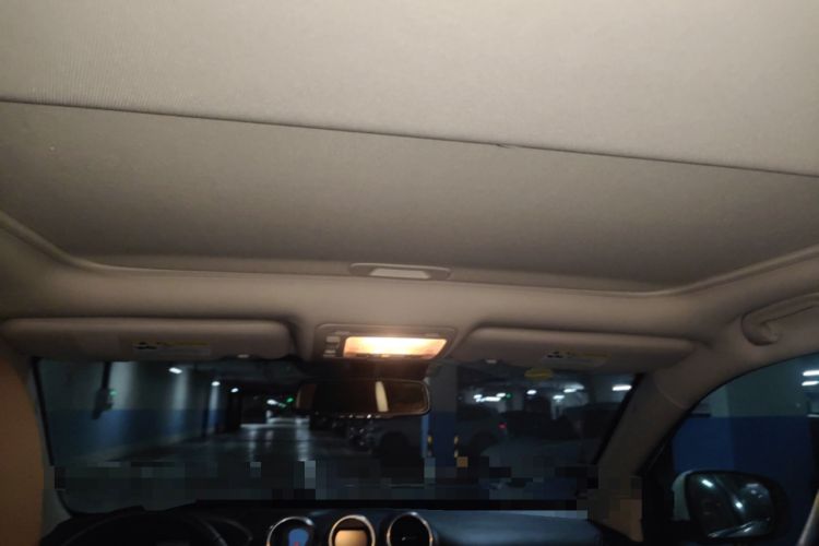Used BYD S7 2015 2.0T Upgraded Automatic Luxury Version Headliner