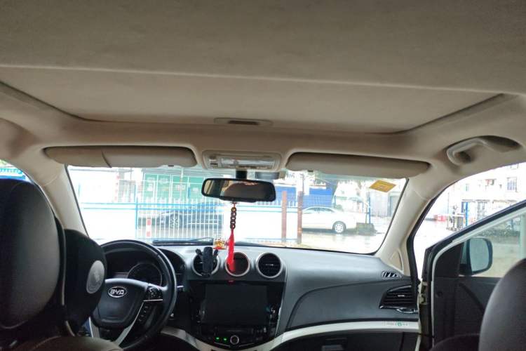 Used BYD S7 2015 1.5T Manual Luxury Model Headliner