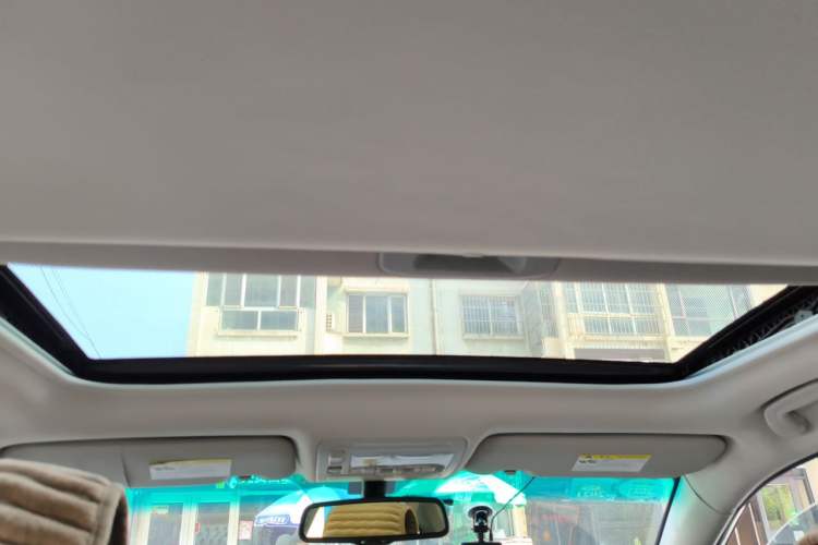 Used BYD S7 2015 2.0T Automatic Prestige Model Headliner