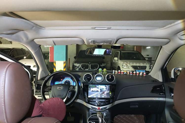 Used BYD S7 2015 2.0T Upgraded Automatic Luxury Version Headliner