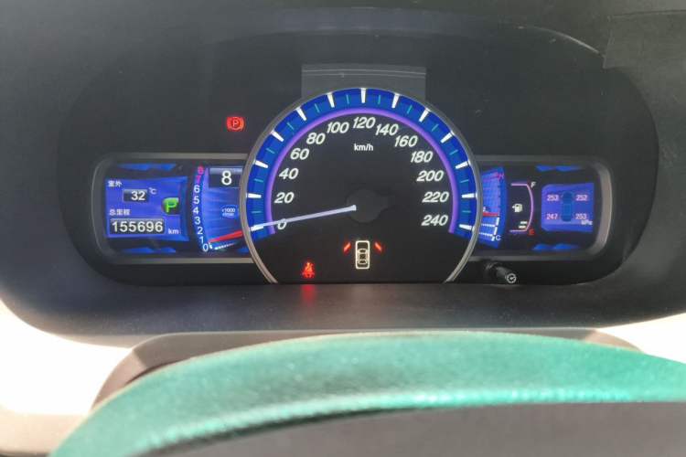 Used BYD S7 2015 2.0T Automatic Prestige Model Instrument Cluster