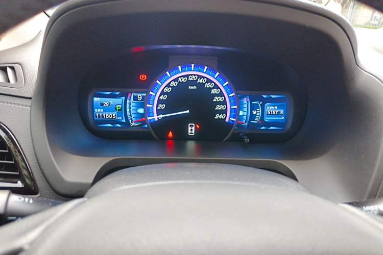 Used BYD S7 2015 2.0T Upgraded Automatic Luxury Version Instrument Cluster