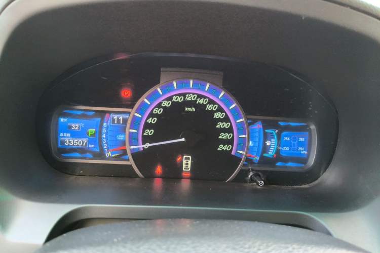 Used BYD S7 2015 2.0T Automatic Prestige Model Instrument Cluster