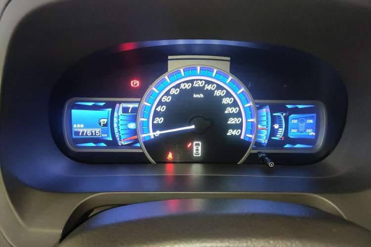 Used BYD S7 2015 2.0T Upgraded Automatic Luxury Version Instrument Cluster