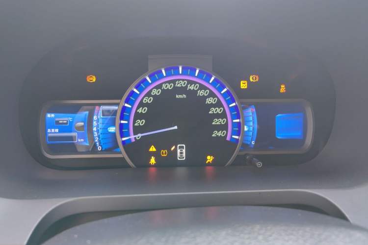 Used BYD S7 2015 2.0T Upgraded Automatic Luxury Version Instrument Cluster