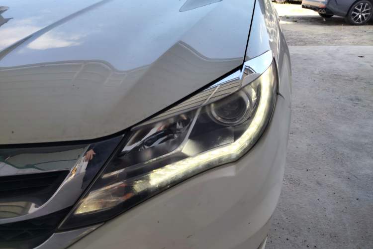 Used BYD S7 2015 1.5T Manual Luxury Model Left Front Headlight